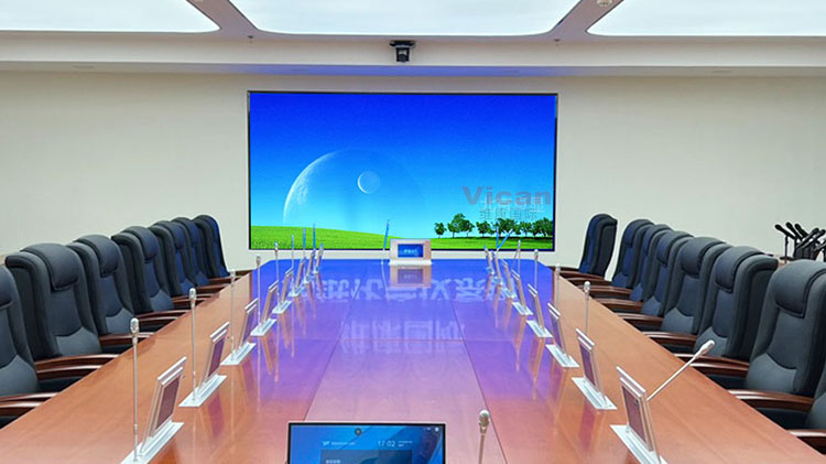 会议室是用LED显示屏还是传统的投影仪，各有什么优缺点